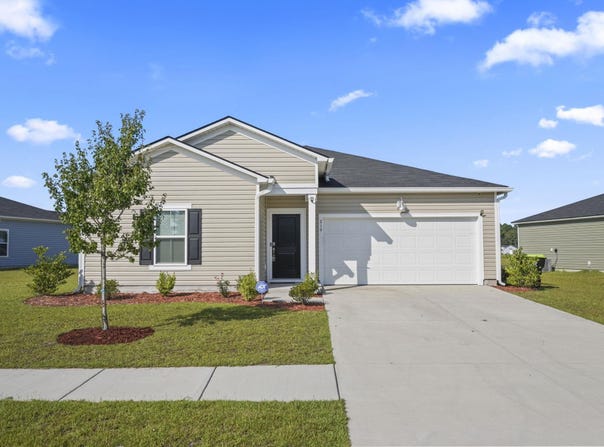 219 Warner Crossing Way, Loris, SC 29569
