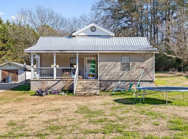 210 Wheeler Avenue, CHICKAMAUGA, GA 30707