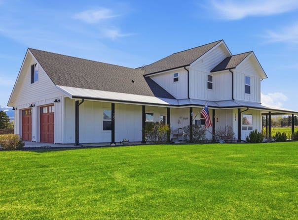 125 Lone Tree Way, Corvallis, MT 59828