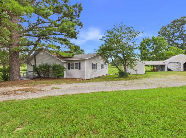 1003 FLINT SPRINGS ROAD, Viola, AR 72583