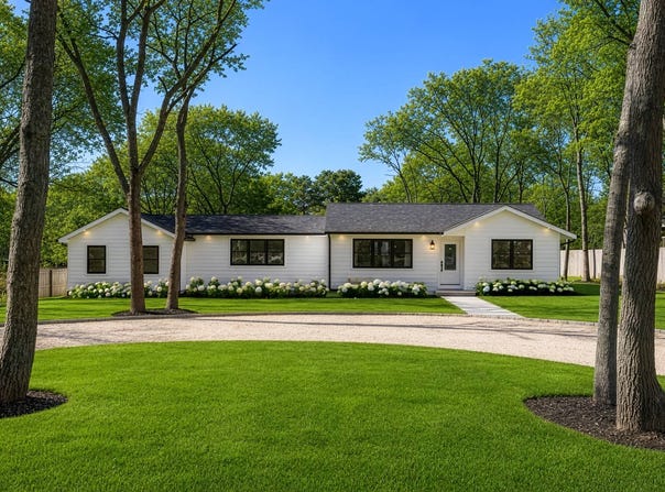10 Tramposch Lane, Hampton Bays, NY 11946