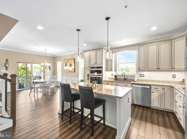 9736 CROSS Road, PERRY HALL, MD 21128