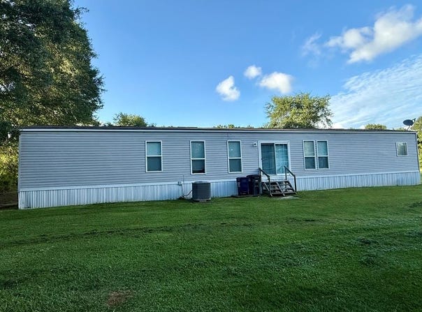 172 CR 738, Buna, TX 77612