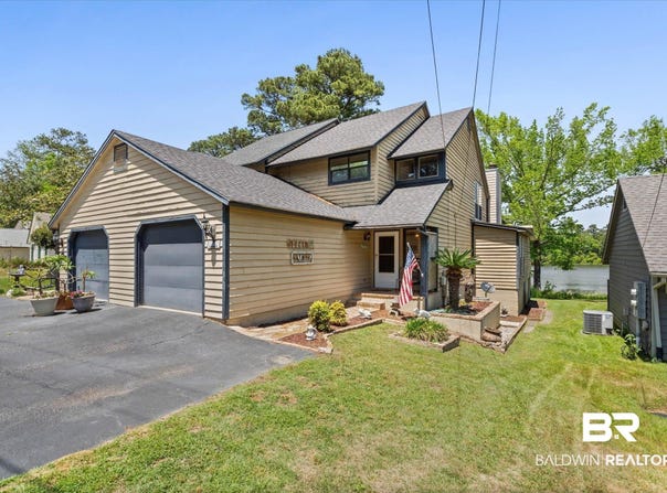 39 Lakeshore Drive, Daphne, AL 36526