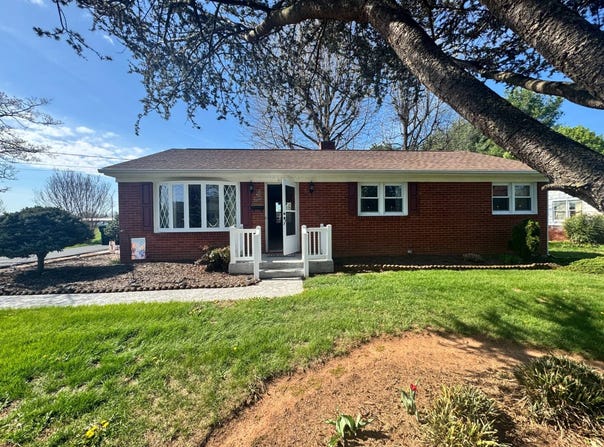 400 Bruce St, Bridgewater, VA 22812