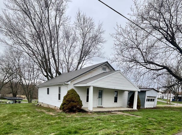 17 Cambrian Ave., Jackson, OH 45640
