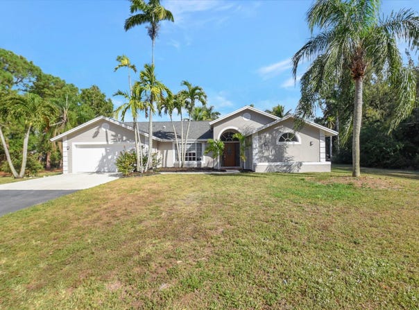 18725 W Sycamore, Loxahatchee, FL 33470