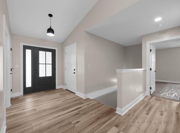 419 Valleyridge Drive, Howard, OH 43028