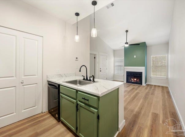 501 E Burgess Rd, Pensacola, FL 32504