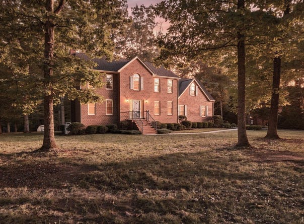 105 Stirling Court, Forest, VA 24551