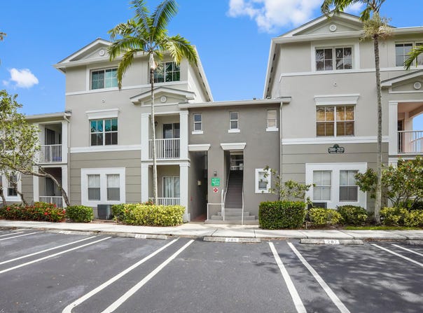 2019 Shoma Drive, Royal Palm Beach, FL 33414