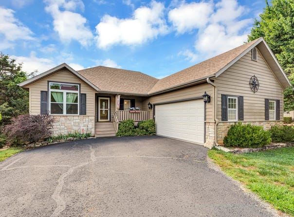 263 Mayden Lane, Branson, MO 65616