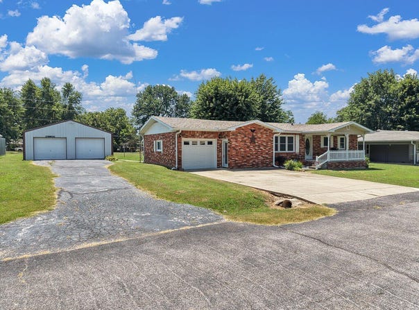310 E Carnes Street, Wheaton, MO 64874