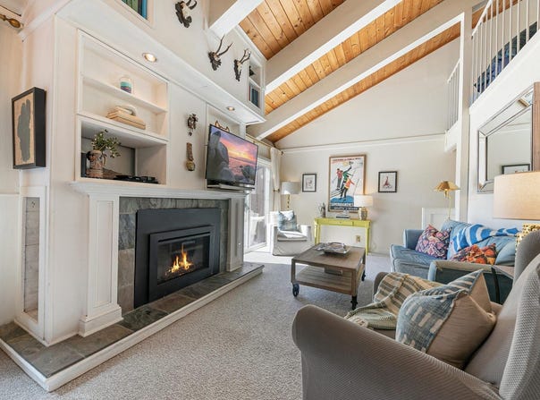 2560 Lake Forest Road, Tahoe City, CA 96161-0000