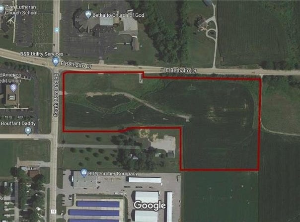 705 S Moreland, Bethalto, IL 62010