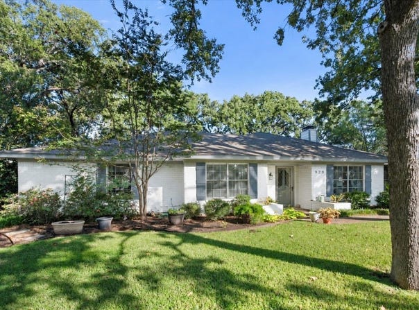 929 Madison Square, Corsicana, TX 75110