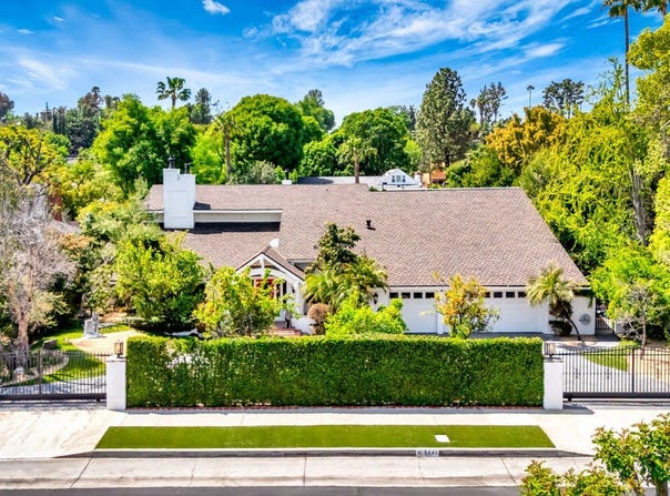 5441 Calvin Ave, Tarzana, CA 91356