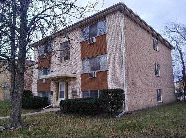 8807 Dee Road, Des Plaines, IL 60016