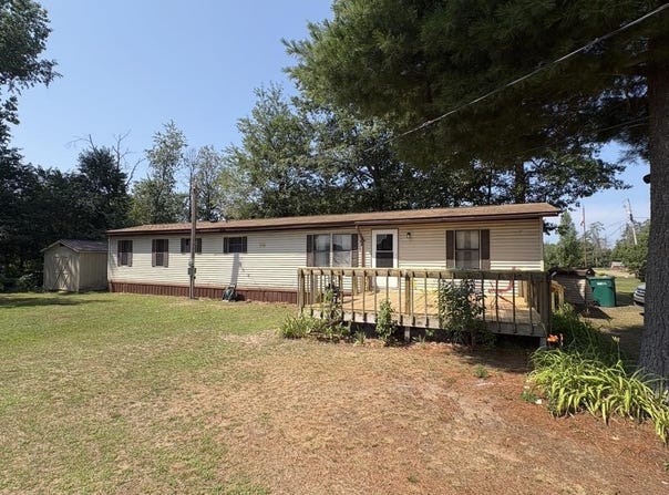 1934 Edwin Road, Harrison, MI 48625