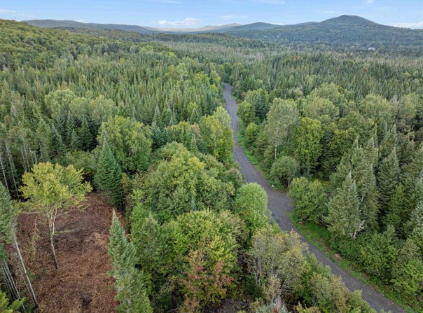 Wood Yard Crossing lot: 11, Pittsburg, NH 03576