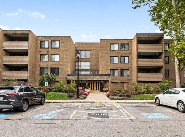 2 CANDLEMAKER CT #202, BALTIMORE, MD 21208