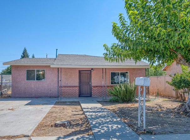 416 Morton Avenue, Sanger, CA 93657