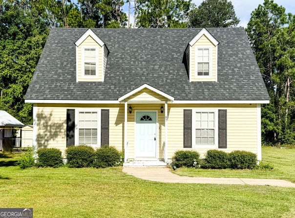 67 Charlton, Hazlehurst, GA 31539