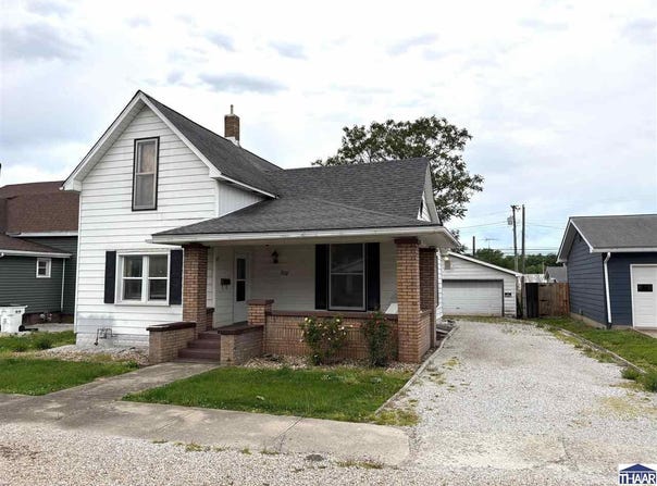 808 Washington Street, Clay City, IN 47841