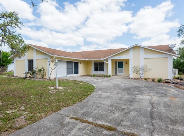 7550 GATES CIRCLE, SPRING HILL, FL 34606