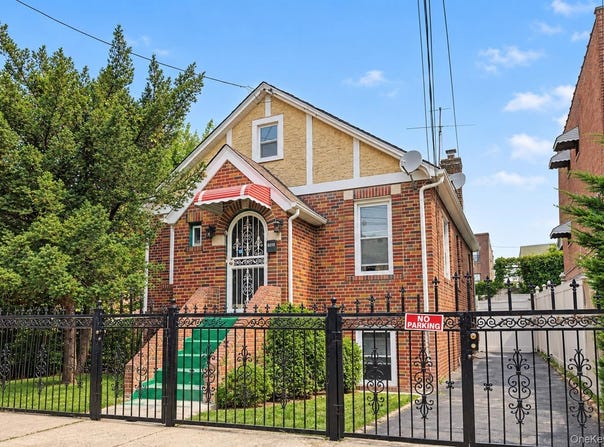 953 E 226th Street, Bronx, NY 10466