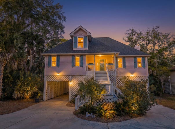 55 Rice Lane, Edisto Island, SC 29438