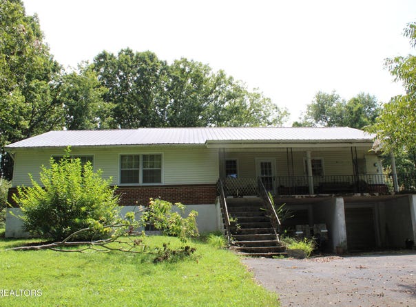 536 Ted Brooks Rd, Jamestown, TN 38556
