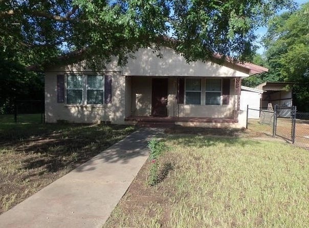 3302 FORREST, Kilgore, TX 75662