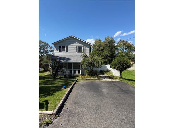 18 Sunset Trail, Pine Bush, NY 12566