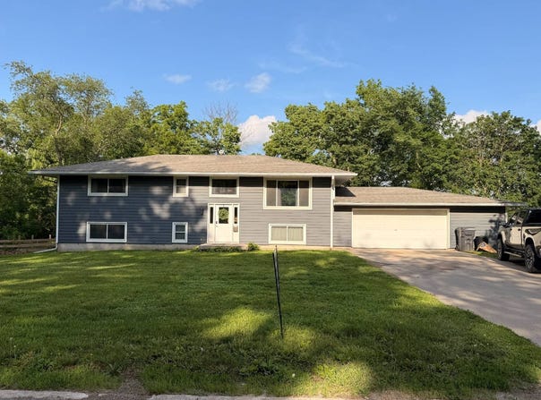 419 S State St, Lamoni, IA 50140