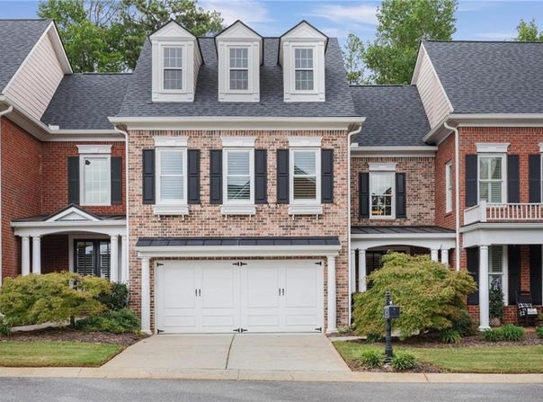 3004 Village Green Circle, Roswell, GA 30075