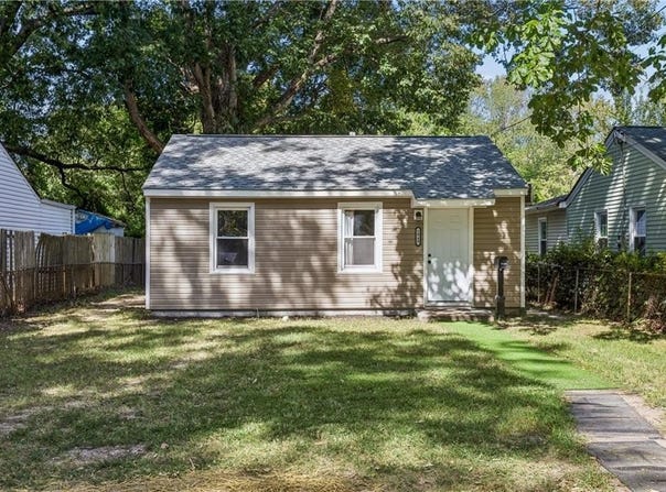 1949 Long Green Lane, Hampton, VA 23663