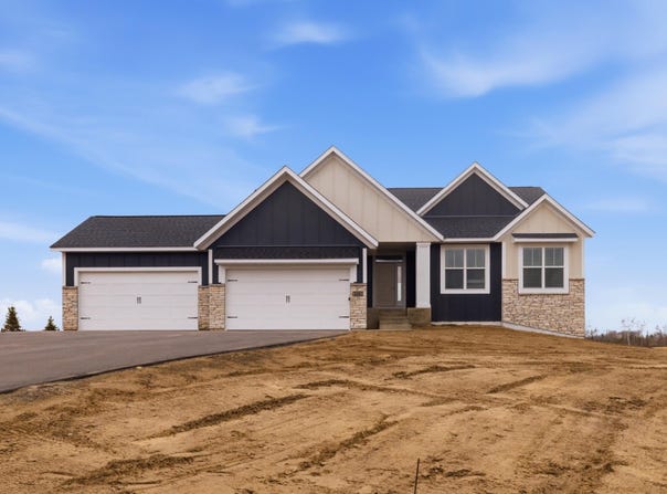 3682 Royal Lytham Court, Brainerd, MN 56401