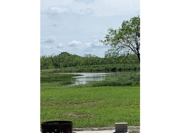 573 County Road 412, Carbon, TX 76435
