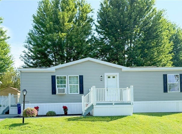 29 Horizon Drive, New Hartford, NY 13413