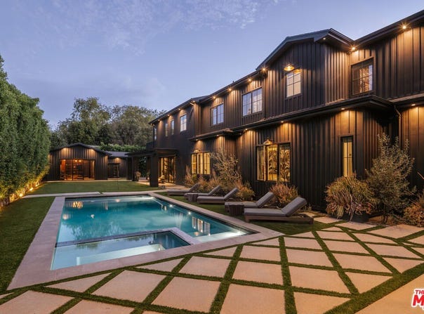 5330 Amestoy Ave, Encino, CA 91316