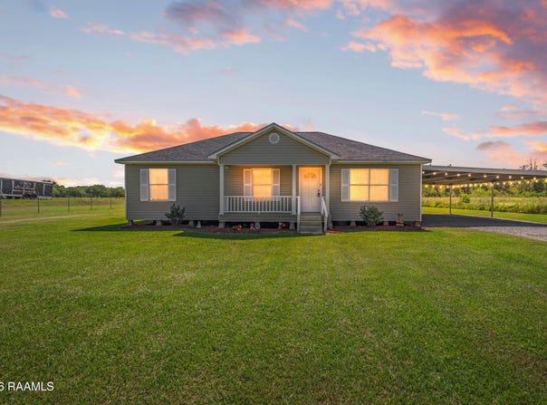 619 Cocodril Road, Scott, LA 70583