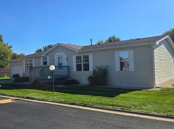 149 CARDINAL Lane, Sandwich, IL 60548