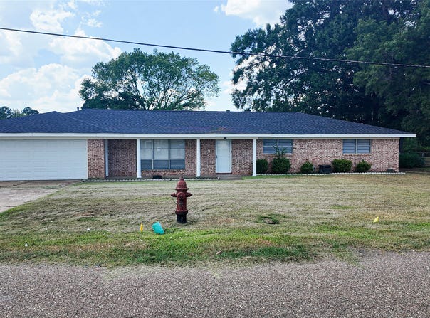 103 W 1st Street, Hooks, TX 75561