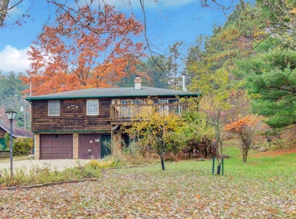 7 Choctaw Trail, Malvern, OH 44644