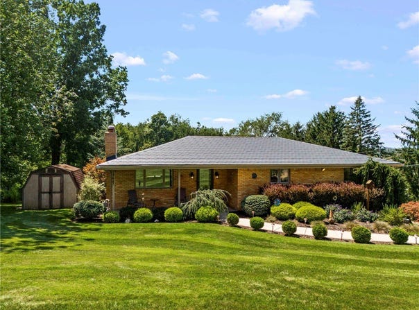 310 Pleasant Avenue, Peters Twp, PA 15317