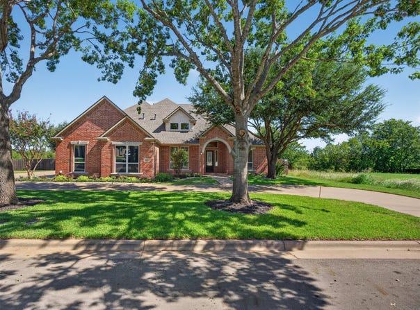 1601 Bent Creek Drive, Cleburne, TX 76033