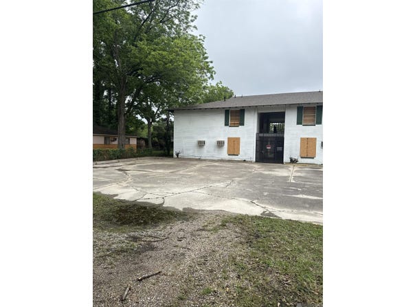 9950 Avenue E, Baton Rouge, LA 70807
