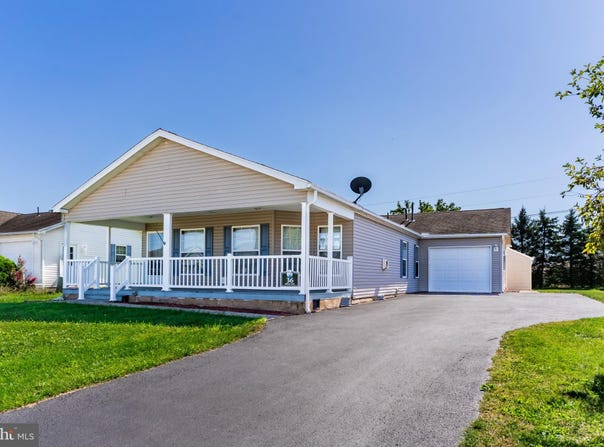 36 ADELE Avenue, CARLISLE, PA 17015