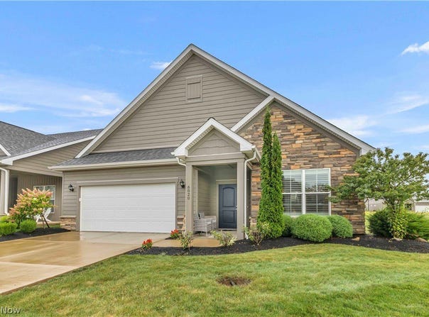 6020 Coventry Circle, Huron, OH 44839